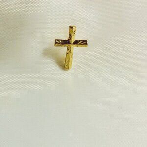 Gold Tone Vintage Cross Lapel Shirt Jacket Hat Pin